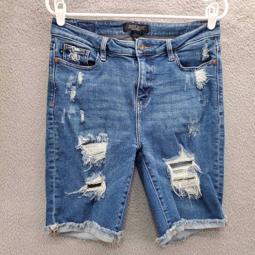 Judy Blue Amaya High Rise Bermuda Shorts Size Large Denim Blue Distressed